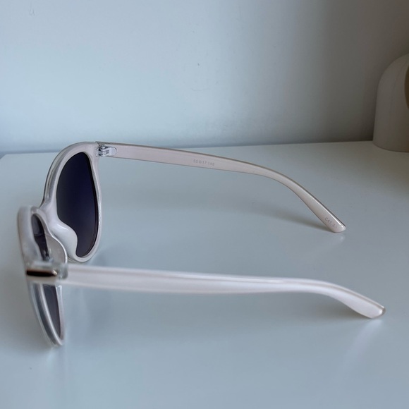 ☀️3/15$ NWOT Forever 21 Light Pink Sunglasses - Picture 4 of 9